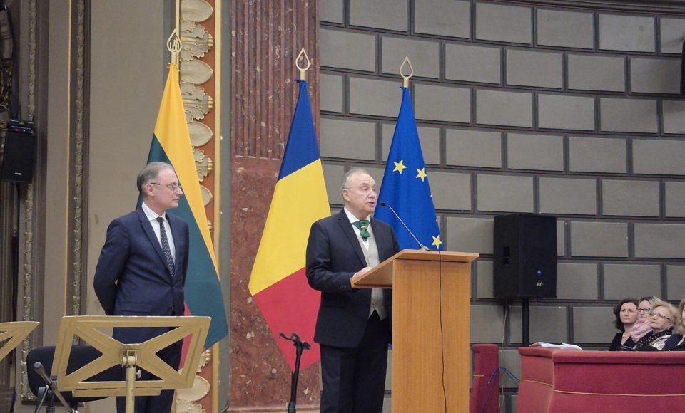 Lietuvos Respublikos ambasada Rumunijoje surengė Baltijos gitarų kvarteto koncertą Vasario 16-ajai dienai paminėti